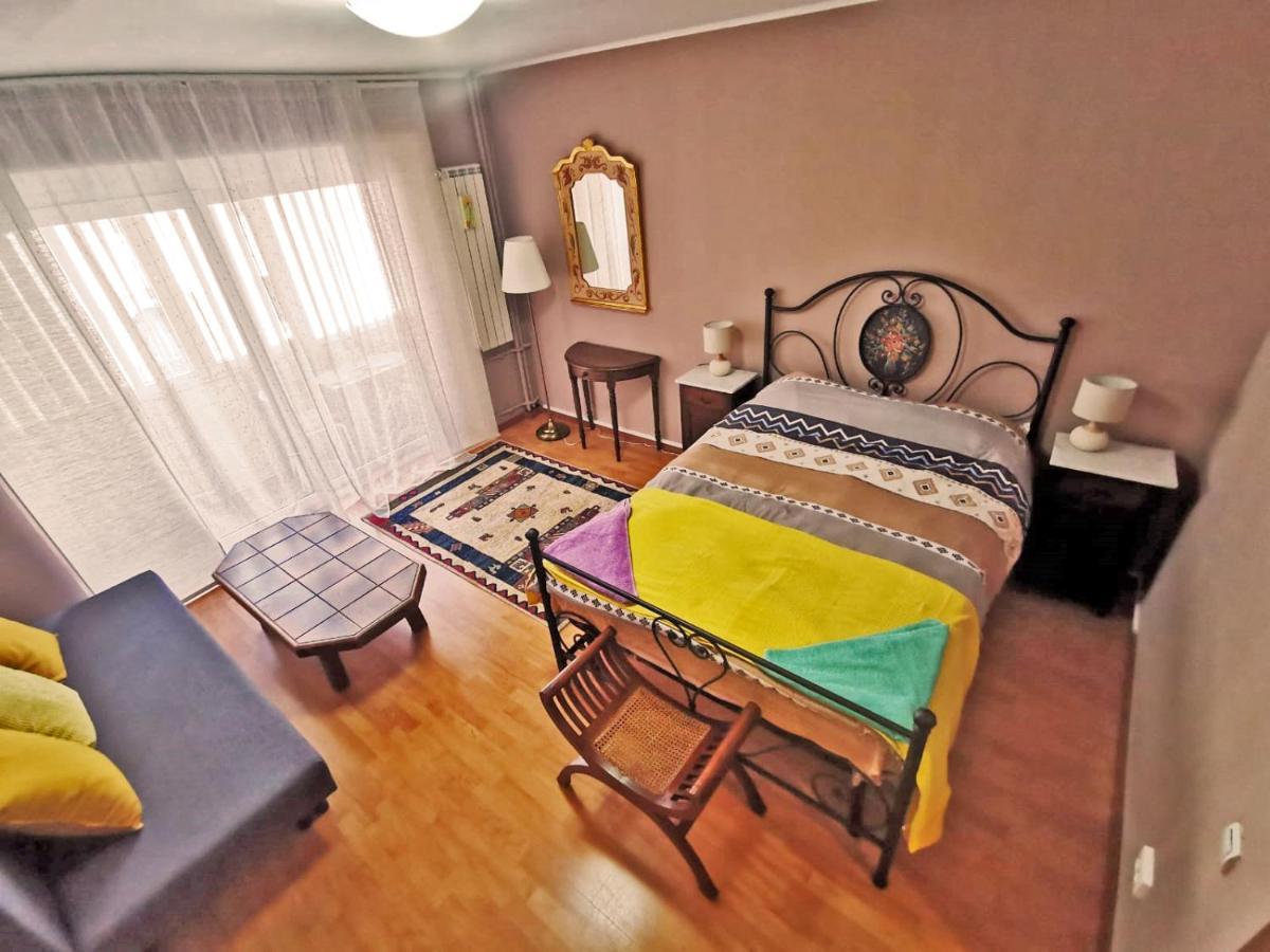Cozy Studio Athenee Apartment Bucharest Exterior photo